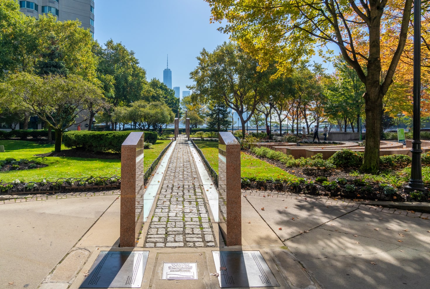 9/11 Memorial sculpture in Newport Jersey City