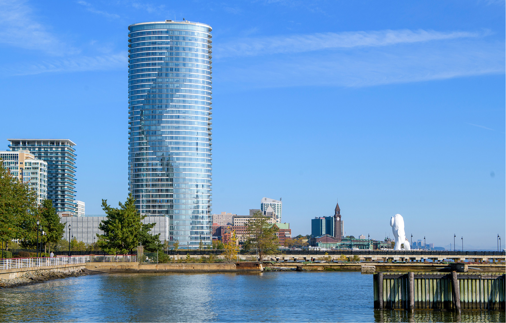 NJ40 - Award-Winning Residential Building the Ellipse Opens